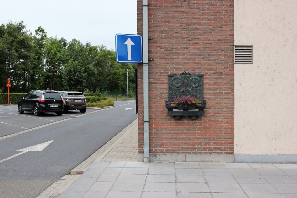 Commemorative Plate 10th and 8th/18th Line Regiment