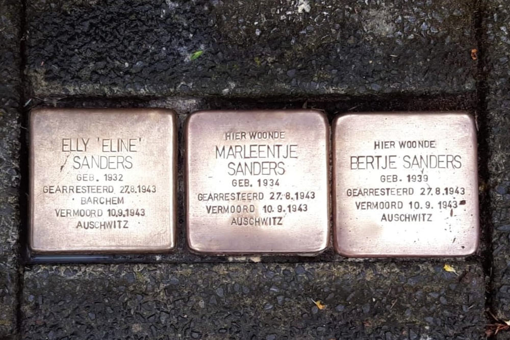 Stolpersteine Hugo de Grootstraat 70