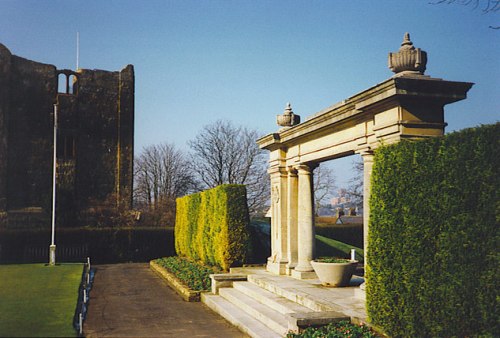 Oorlogsmonument Guildford #1