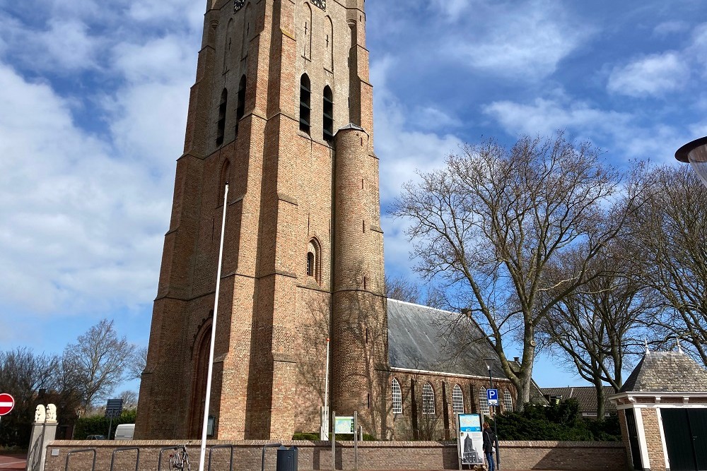 War Memorial Oostkapelle #4