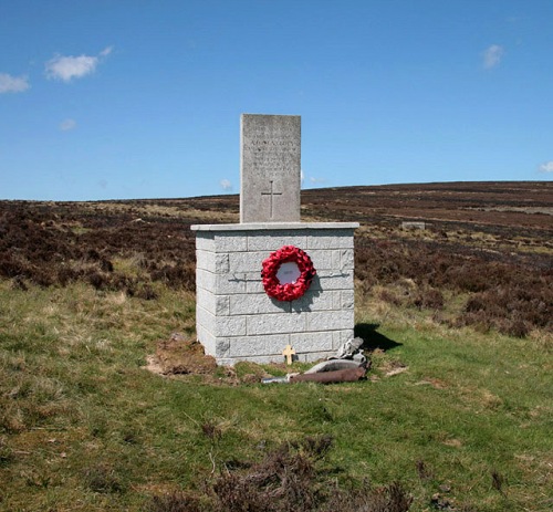 Commonwealth War Grave Lauder #2