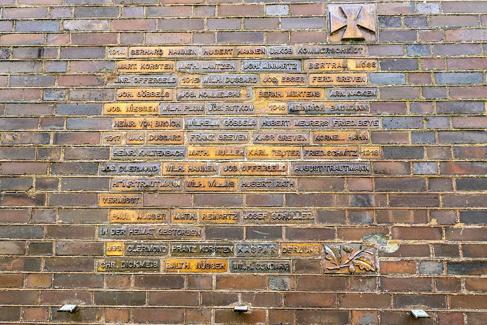 Oorlogsmonument Dürwiß #2