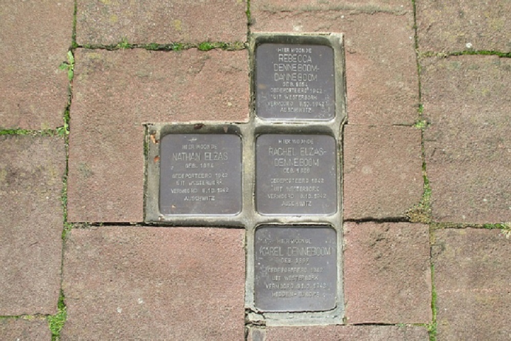 Stolpersteine Koorstraat 5 (nu Julianastraat 5) #1