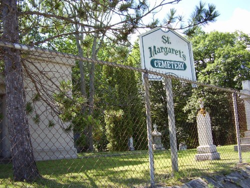 Commonwealth War Grave St. Margaret's Roman Catholic Cemetery #1