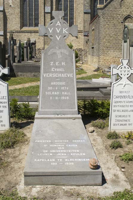 Grave Cyriel Verschaeve Alveringem #2