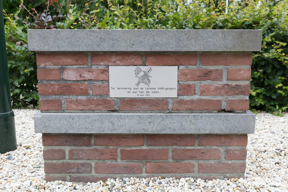 Oorlogsmonument Laren #4