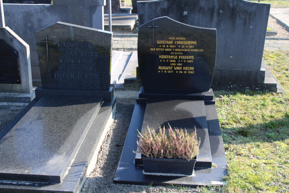 Belgian War Grave Wachtebeke