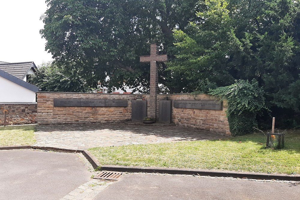 War Memorial Nthen