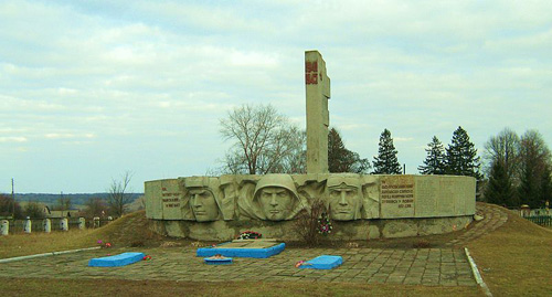 Mass Grave Soviet Soldiers & Partisans