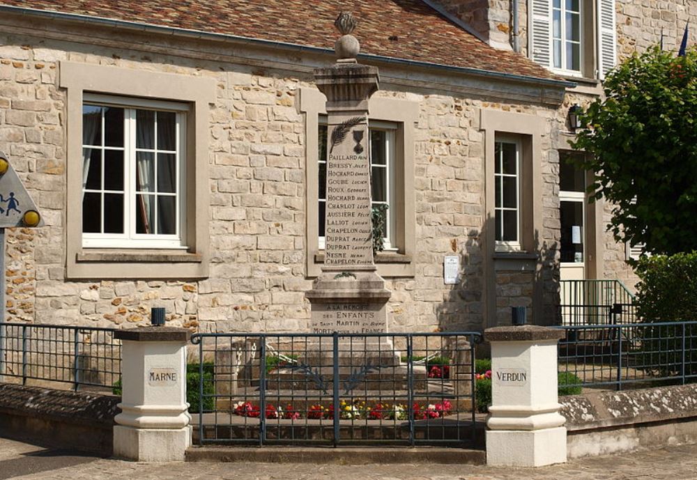 War Memorial Saint-Martin-en-Bière #1