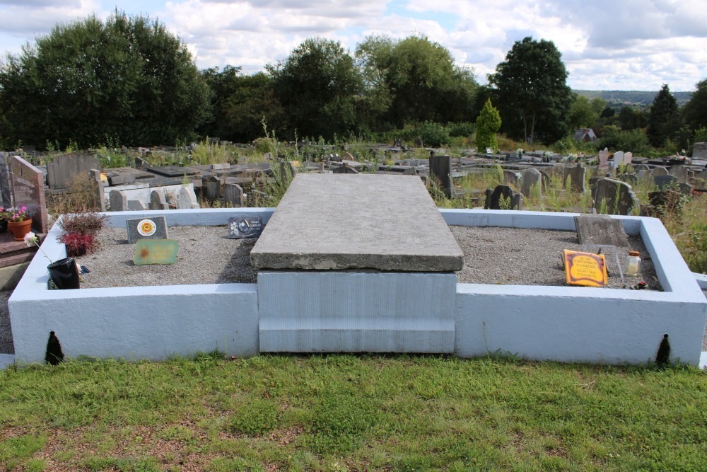 Belgian Graves Veterans Montignies-Le-Tilleul #3