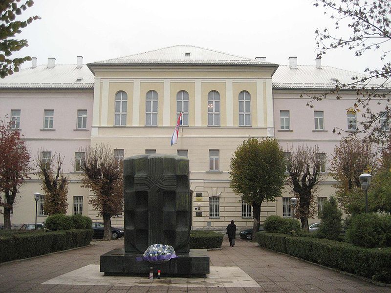 Monument Gesneuvelde Kroatische Verdedigers Gospić #1