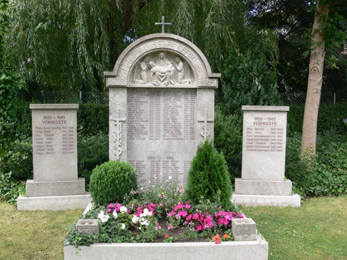 War Memorial Stafflangen