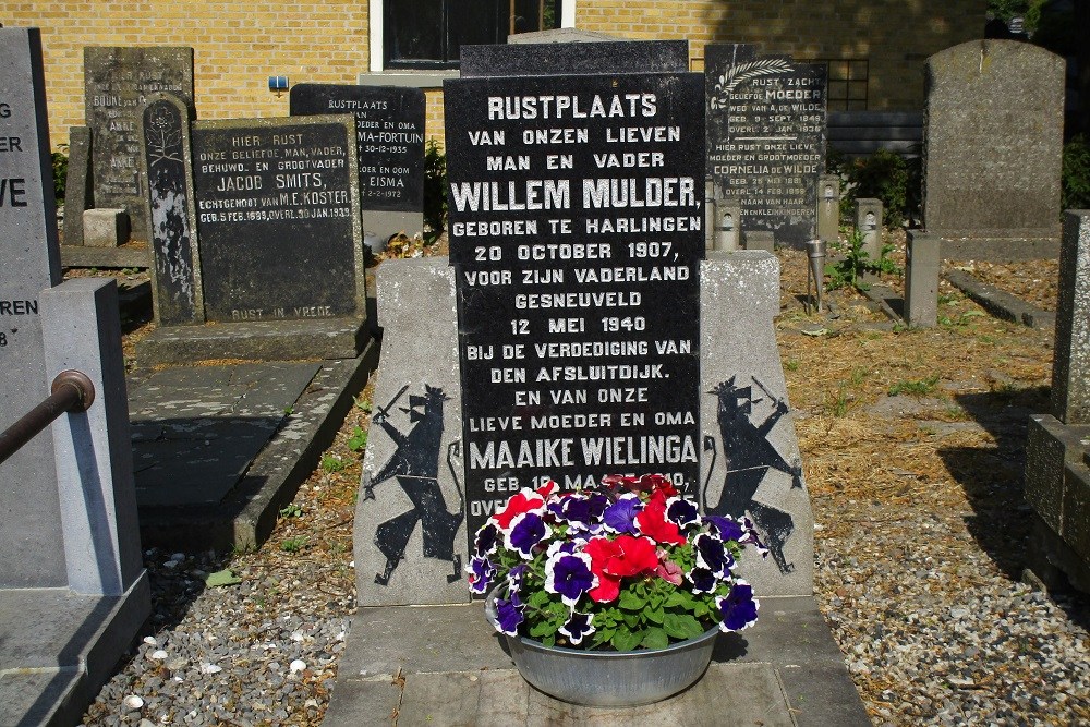 Dutch War Graves General Cemetery Harlingen #1