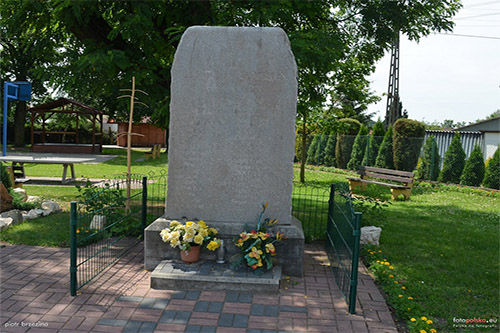 Oorlogsmonument Brzecze #1