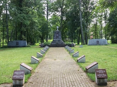 Sovjet Oorlogsbegraafplaats Zagare #2