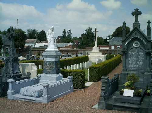 Commonwealth War Graves Bertry #1