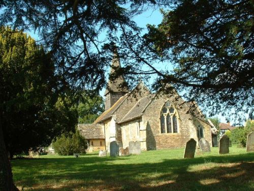 Commonwealth War Graves St. John the Baptist Churchyard