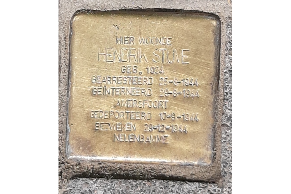 Stolperstein Oldenhuisstraat 2