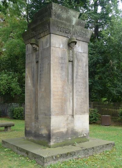 War Memorial Lohmen #2