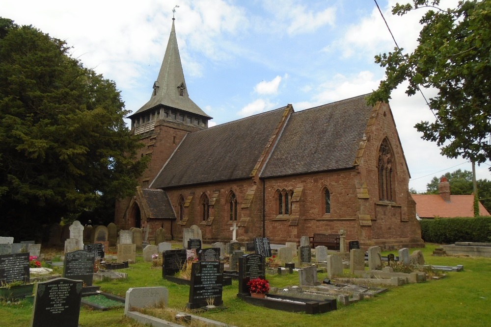 Oorlogsgraven van het Gemenebest Holy Trinity Churchyard #1