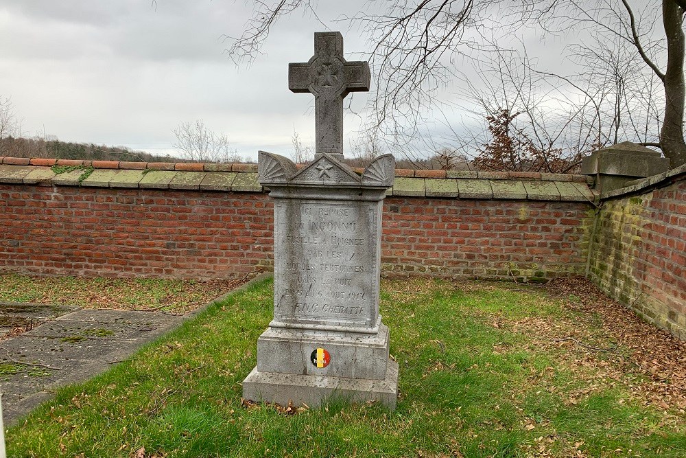 Belgisch Graf Onbekend Oorlogsslachtoffer Cheratte-Haut