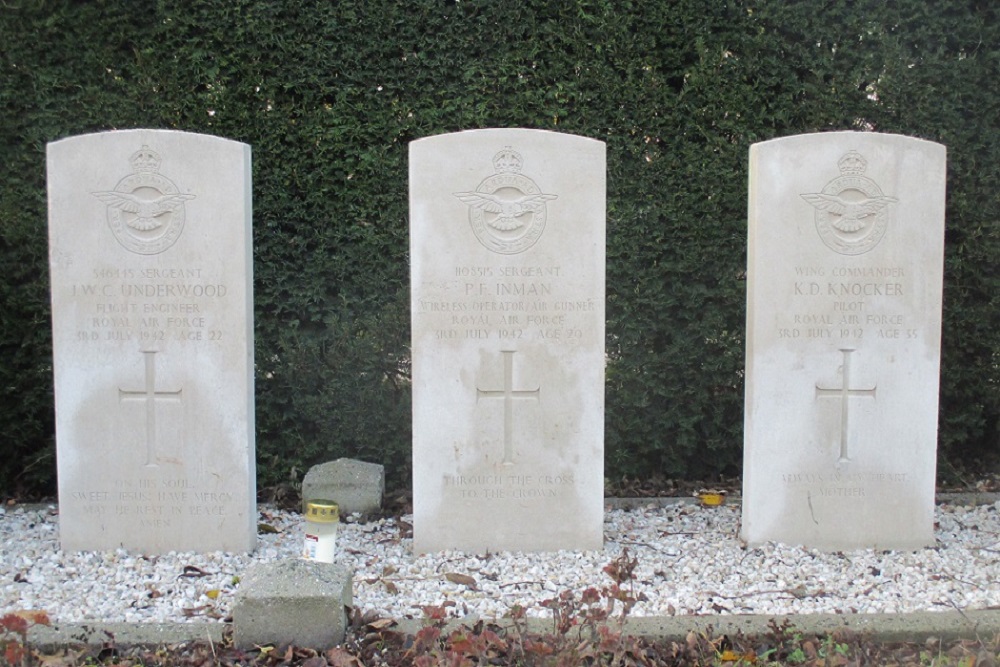 Commonwealth War Graves Municipal Cemetery Westernieland #4
