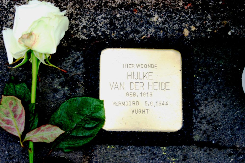 Stolpersteine Coendersstraat 23 #2