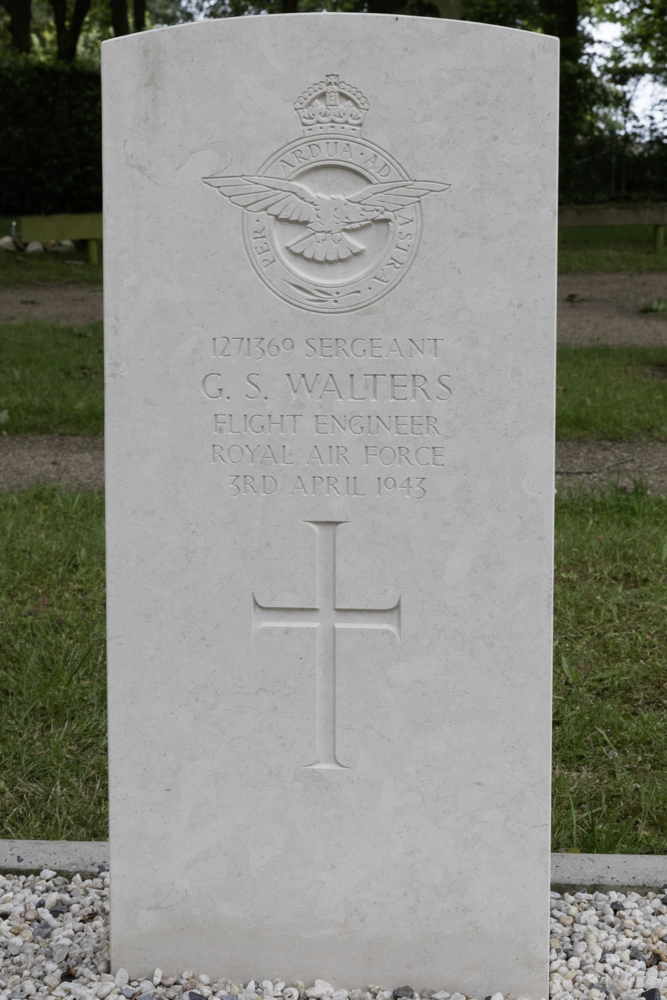Oorlogsgraven van het Gemenebest Wapenveld #5