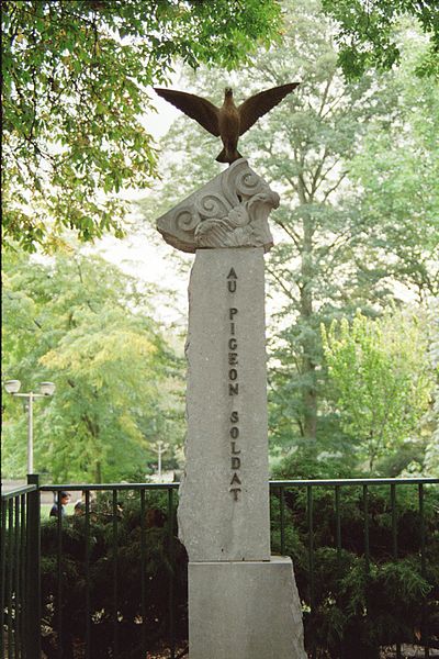 Memorial War Pigeons