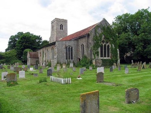 Oorlogsgraven van het Gemenebest All Saints Churchyard