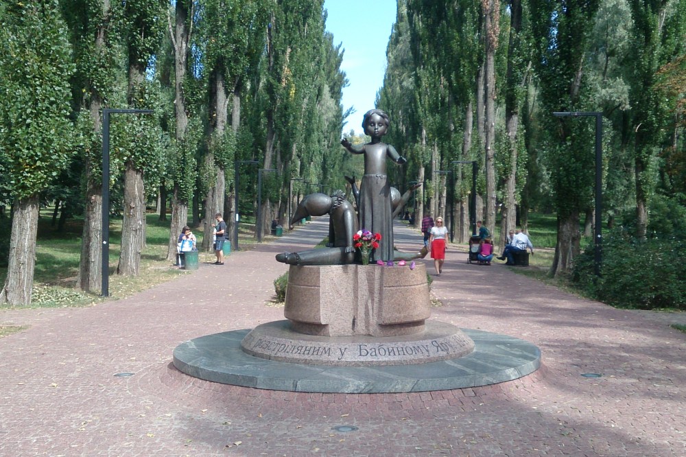 Monument Vermoorde Kinderen Babi Jar #1