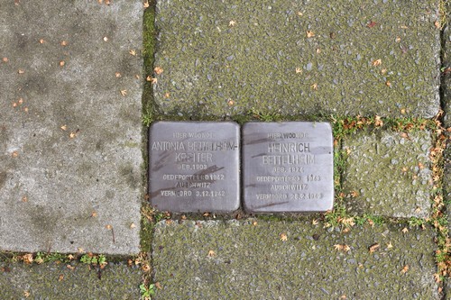 Stolpersteine Nicolaas Beetsstraat 19 #2