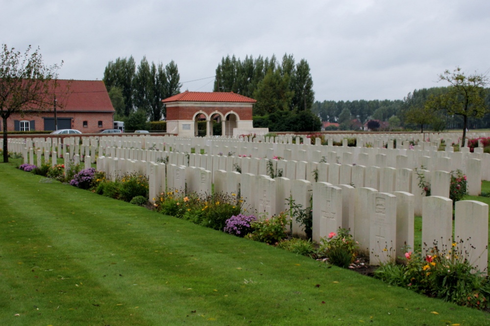 Rue-Petillon Commonwealth War Cemetery #5