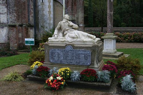 Oorlogsmonument Saint-Laurent-de-Brèvedent #1