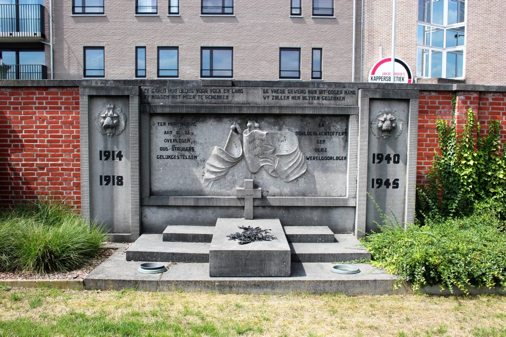 Oorlogsmonument Begraafplaats Turnhout #1