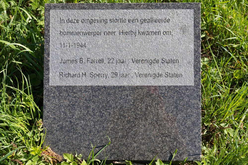 Monument Crashlocatie B17G 42-31175 JW Heerde