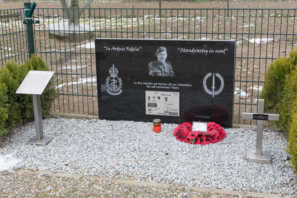 Monument Henry Eric Harden VC