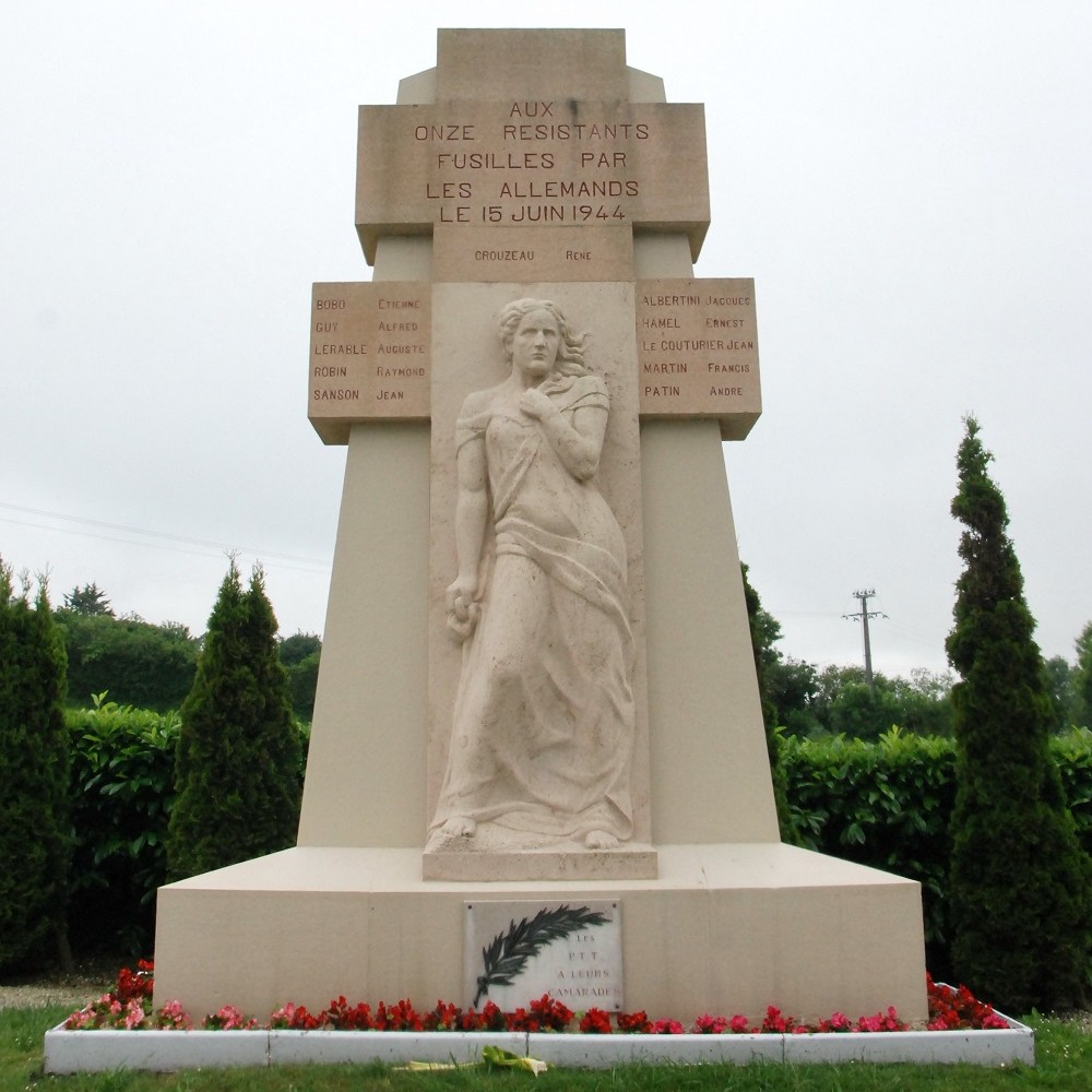 Monument Gefusilleerde Verzetsleden Beaucoudray #5