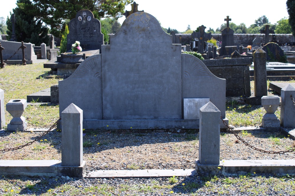 Memorial Executed Civilians Cemetery Ghin #1