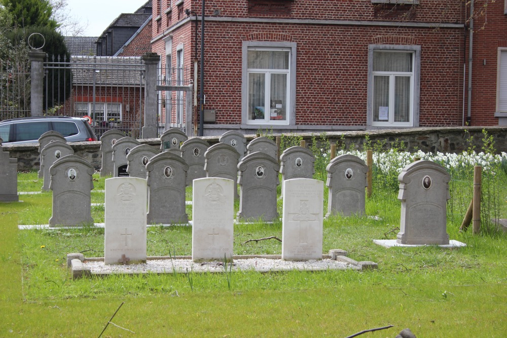 Commonwealth War Graves Sint-Pieters-Leeuw #2