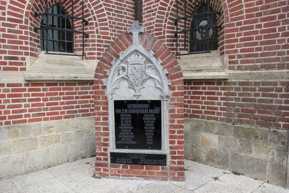 Oorlogsmonument Letterhoutem