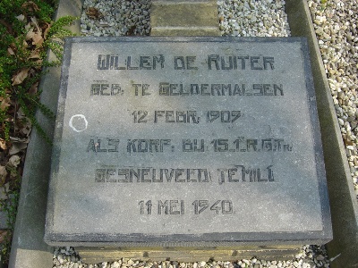 Dutch War Graves Zaltbommel Old Gen. Cemetery #5