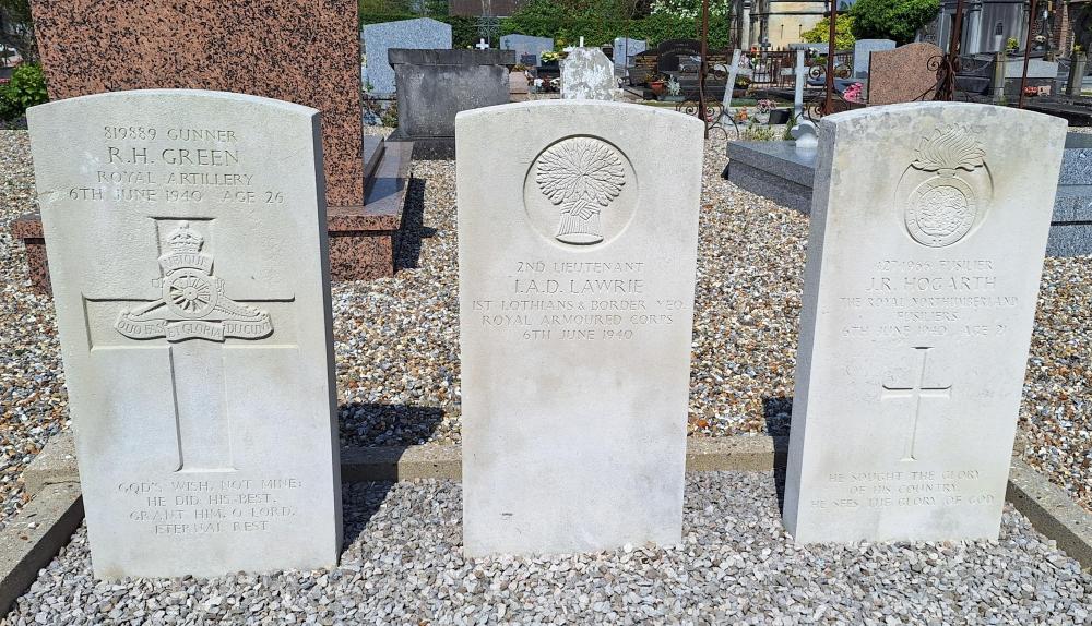 Commonwealth War Graves Oisemont #2