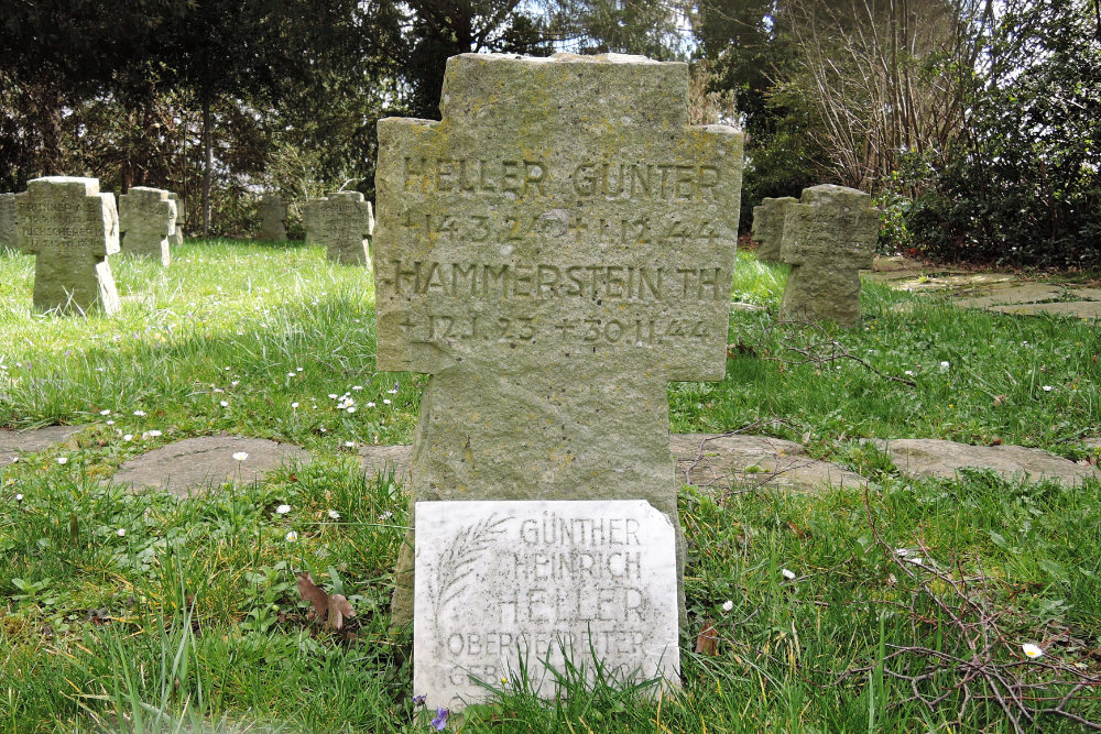 War Cemetery Rdingen #2
