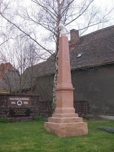 Oorlogsmonument Döllnitz #1