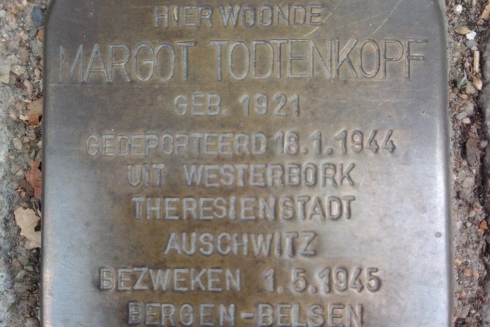 Stolperstein Fluwelensingel 77 #3