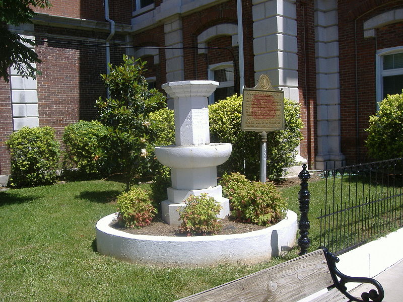 Confederate Memorial Fountain Hopkinsville #1