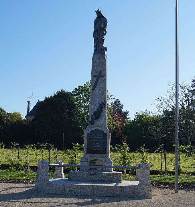 Oorlogsmonument Saint-Hilaire-de-Voust #1