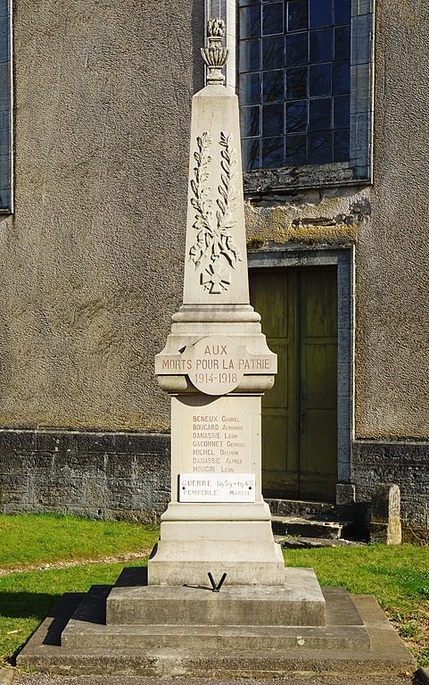 War Memorial Neurey-lès-la-Demie #1